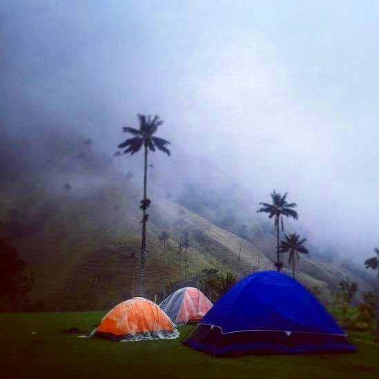 CAMPING EN LA MONTAÑA